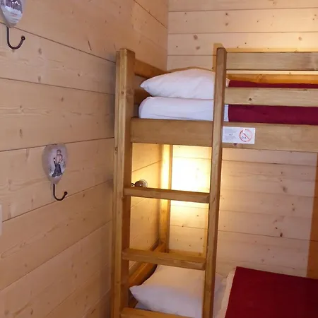 Appartement Centre Station - 4 Pers. - Fr-1-836-67 Les Carroz d'Arâches